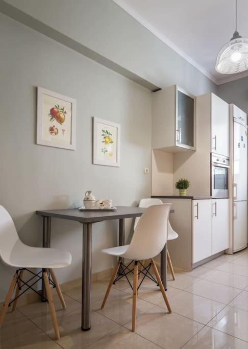 A Unique Apartment In The Historical Center-3Bds Atene Esterno foto