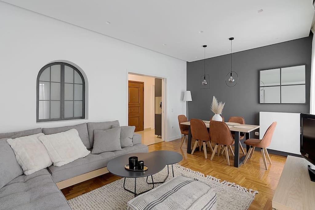 A Unique Apartment In The Historical Center-3Bds Atene Esterno foto